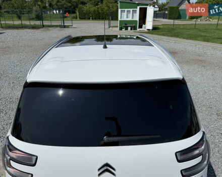 Ситроен Grand C4 SpaceToure 2019 в Дубно на Automoto.ua Белый Ситроен Grand C4 SpaceToure, объемом двигателя 2 л и пробегом 112 тыс. км за 18999 $, фото 13 на Automoto.ua