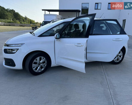 Белый Ситроен Grand C4 SpaceToure, объемом двигателя 0 л и пробегом 166 тыс. км за 13200 $, фото 3 на Automoto.ua