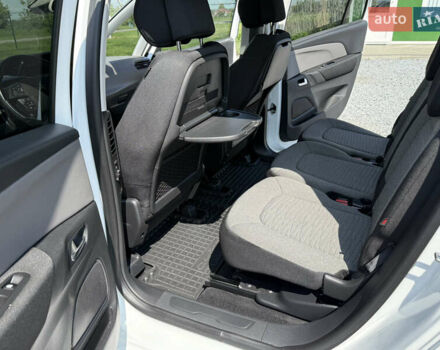 Ситроен Grand C4 SpaceToure 2019 в Дубно на Automoto.ua Белый Ситроен Grand C4 SpaceToure, объемом двигателя 2 л и пробегом 112 тыс. км за 18999 $, фото 33 на Automoto.ua