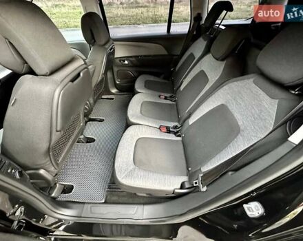 Черный Ситроен Grand C4 SpaceToure, объемом двигателя 2 л и пробегом 190 тыс. км за 15000 $, фото 11 на Automoto.ua