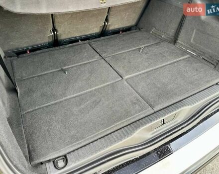 Черный Ситроен Grand C4 SpaceToure, объемом двигателя 2 л и пробегом 190 тыс. км за 15000 $, фото 18 на Automoto.ua