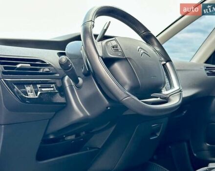 Черный Ситроен Grand C4 SpaceToure, объемом двигателя 2 л и пробегом 190 тыс. км за 15000 $, фото 19 на Automoto.ua