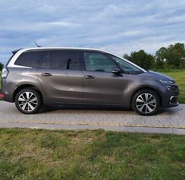 Ситроен Grand C4 SpaceToure 2019 в Львове на Automoto.ua Серый Ситроен Grand C4 SpaceToure, объемом двигателя 1.5 л и пробегом 137 тыс. км за 18000 $, фото 18 на Automoto.ua