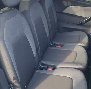 Ситроен Grand C4 SpaceToure 2019 в Львове на Automoto.ua Серый Ситроен Grand C4 SpaceToure, объемом двигателя 1.5 л и пробегом 137 тыс. км за 18000 $, фото 55 на Automoto.ua