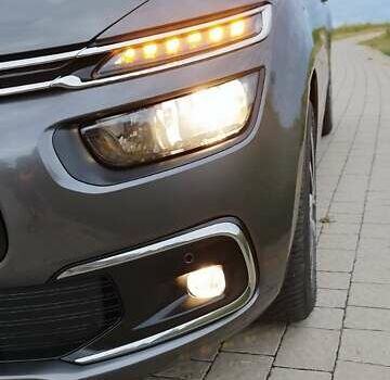 Ситроен Grand C4 SpaceToure 2019 в Львове на Automoto.ua Серый Ситроен Grand C4 SpaceToure, объемом двигателя 1.5 л и пробегом 137 тыс. км за 18000 $, фото 38 на Automoto.ua