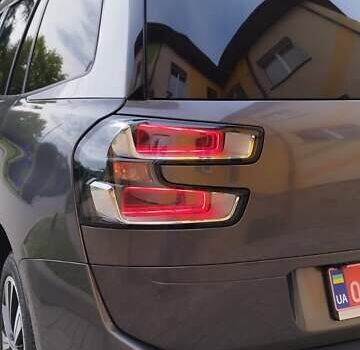 Ситроен Grand C4 SpaceToure 2019 в Львове на Automoto.ua Серый Ситроен Grand C4 SpaceToure, объемом двигателя 1.5 л и пробегом 137 тыс. км за 18000 $, фото 9 на Automoto.ua