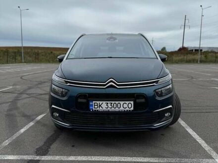 Сітроен Grand C4 SpaceToure 2021 у Рівному на Automoto.ua Синій Сітроен Grand C4 SpaceToure, об'ємом двигуна 1.5 л та пробігом 31 тис. км за 23500 $, фото 1 на Automoto.ua