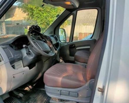 Белый Ситроен Jumper, объемом двигателя 2.2 л и пробегом 350 тыс. км за 20000 $, фото 3 на Automoto.ua