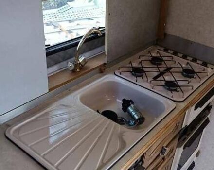 Белый Ситроен Jumper, объемом двигателя 2.2 л и пробегом 350 тыс. км за 20000 $, фото 12 на Automoto.ua