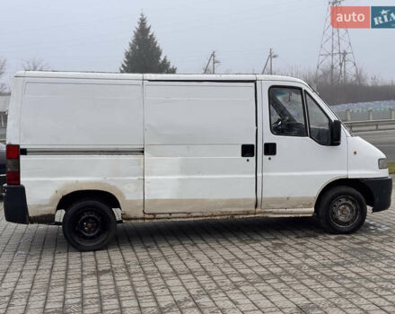 Белый Ситроен Jumper, объемом двигателя 2.45 л и пробегом 290 тыс. км за 2000 $, фото 1 на Automoto.ua