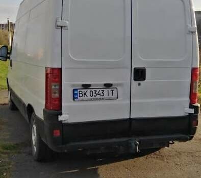 Белый Ситроен Jumper, объемом двигателя 2.18 л и пробегом 400 тыс. км за 3950 $, фото 5 на Automoto.ua