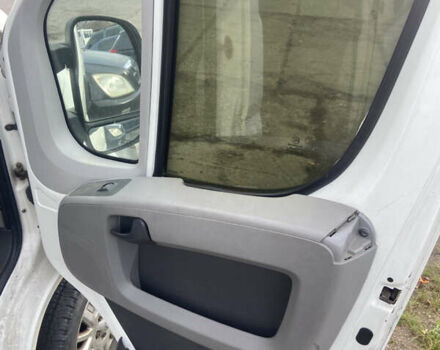 Белый Ситроен Jumper, объемом двигателя 2.2 л и пробегом 300 тыс. км за 3100 $, фото 18 на Automoto.ua