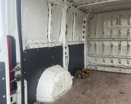 Белый Ситроен Jumper, объемом двигателя 2.2 л и пробегом 300 тыс. км за 3100 $, фото 4 на Automoto.ua