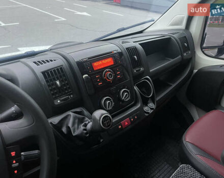 Белый Ситроен Jumper, объемом двигателя 2.2 л и пробегом 403 тыс. км за 10500 $, фото 9 на Automoto.ua