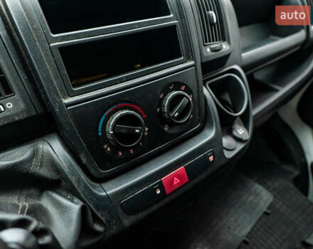 Белый Ситроен Jumper, объемом двигателя 2.2 л и пробегом 467 тыс. км за 7950 $, фото 8 на Automoto.ua