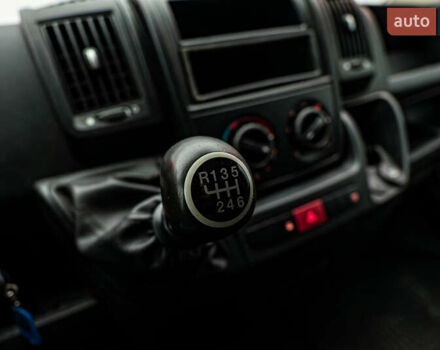 Белый Ситроен Jumper, объемом двигателя 2.2 л и пробегом 350 тыс. км за 9978 $, фото 9 на Automoto.ua