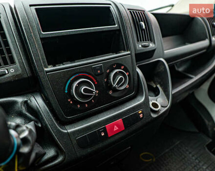 Белый Ситроен Jumper, объемом двигателя 2.2 л и пробегом 333 тыс. км за 12920 $, фото 7 на Automoto.ua