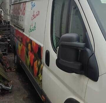 Белый Ситроен Jumper, объемом двигателя 2.2 л и пробегом 300 тыс. км за 5500 $, фото 6 на Automoto.ua