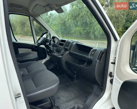 Белый Ситроен Jumper, объемом двигателя 2.2 л и пробегом 235 тыс. км за 13000 $, фото 16 на Automoto.ua