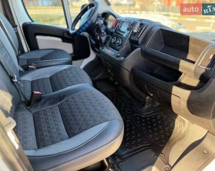 Белый Ситроен Jumper, объемом двигателя 2.2 л и пробегом 310 тыс. км за 14800 $, фото 7 на Automoto.ua