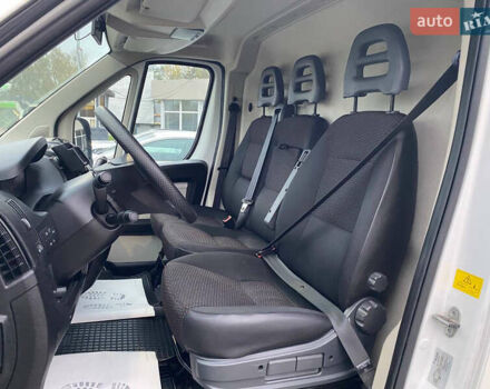 Белый Ситроен Jumper, объемом двигателя 2.2 л и пробегом 148 тыс. км за 13499 $, фото 9 на Automoto.ua