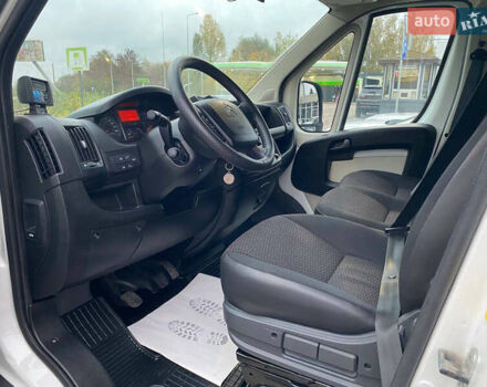 Белый Ситроен Jumper, объемом двигателя 2.2 л и пробегом 148 тыс. км за 13499 $, фото 8 на Automoto.ua