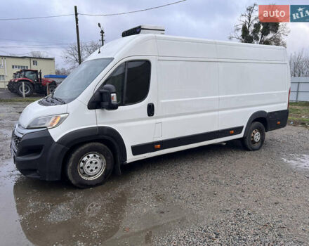 Белый Ситроен Jumper, объемом двигателя 2.5 л и пробегом 500 тыс. км за 12000 $, фото 3 на Automoto.ua