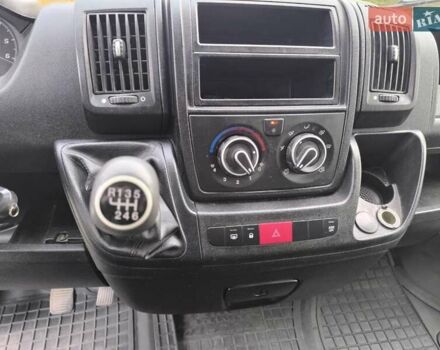 Белый Ситроен Jumper, объемом двигателя 2.2 л и пробегом 317 тыс. км за 13300 $, фото 4 на Automoto.ua