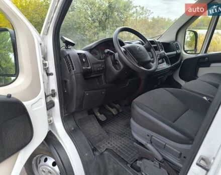 Белый Ситроен Jumper, объемом двигателя 2.2 л и пробегом 317 тыс. км за 13300 $, фото 2 на Automoto.ua