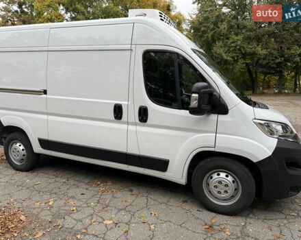 Белый Ситроен Jumper, объемом двигателя 2.2 л и пробегом 25 тыс. км за 31500 $, фото 2 на Automoto.ua