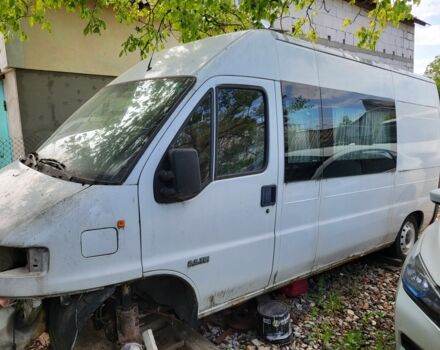 Белый Ситроен Jumper, объемом двигателя 2.4 л и пробегом 300 тыс. км за 2200 $, фото 1 на Automoto.ua