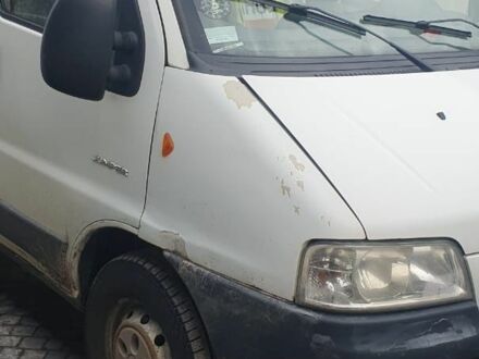 Белый Ситроен Jumper, объемом двигателя 2 л и пробегом 400 тыс. км за 2500 $, фото 1 на Automoto.ua