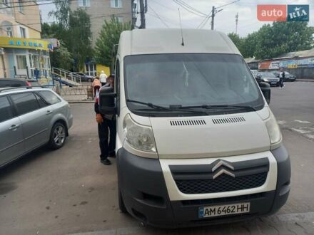 Белый Ситроен Jumper, объемом двигателя 2.2 л и пробегом 294 тыс. км за 9200 $, фото 1 на Automoto.ua