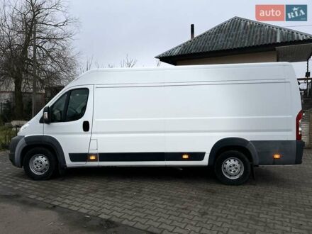 Белый Ситроен Jumper, объемом двигателя 2.2 л и пробегом 240 тыс. км за 13800 $, фото 1 на Automoto.ua