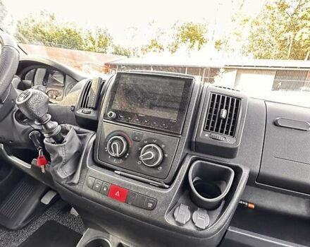 Черный Ситроен Jumper, объемом двигателя 2.2 л и пробегом 51 тыс. км за 158938 $, фото 26 на Automoto.ua