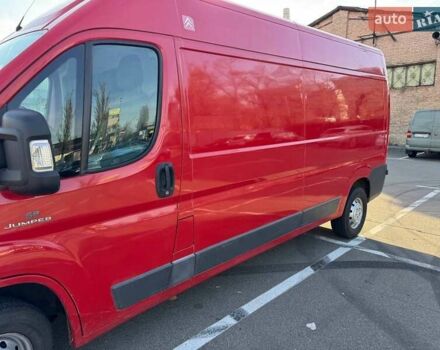 Красный Ситроен Jumper, объемом двигателя 2.2 л и пробегом 236 тыс. км за 8800 $, фото 4 на Automoto.ua