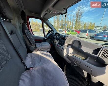 Красный Ситроен Jumper, объемом двигателя 2.2 л и пробегом 236 тыс. км за 8800 $, фото 16 на Automoto.ua