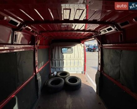 Красный Ситроен Jumper, объемом двигателя 2.2 л и пробегом 236 тыс. км за 8800 $, фото 14 на Automoto.ua