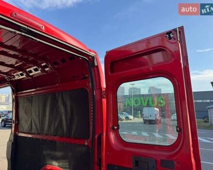 Красный Ситроен Jumper, объемом двигателя 2.2 л и пробегом 236 тыс. км за 8800 $, фото 9 на Automoto.ua
