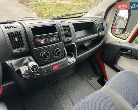 Красный Ситроен Jumper, объемом двигателя 2.2 л и пробегом 116 тыс. км за 12200 $, фото 6 на Automoto.ua