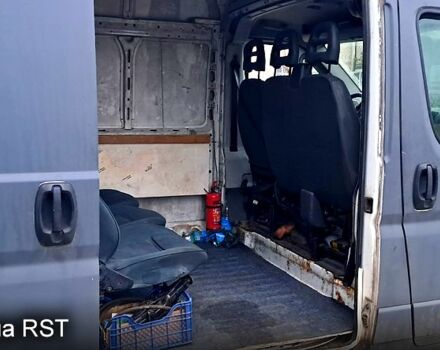 Сірий Сітроен Jumper, об'ємом двигуна 2.2 л та пробігом 251 тис. км за 4000 $, фото 4 на Automoto.ua