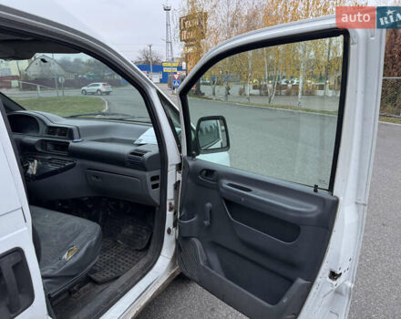 Белый Ситроен Jumpy, объемом двигателя 1.9 л и пробегом 288 тыс. км за 1950 $, фото 13 на Automoto.ua