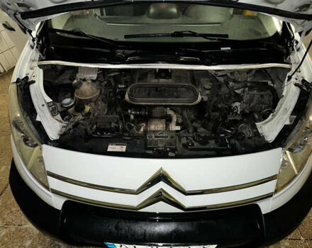 Білий Сітроен Jumpy, об'ємом двигуна 1.56 л та пробігом 295 тис. км за 7300 $, фото 9 на Automoto.ua