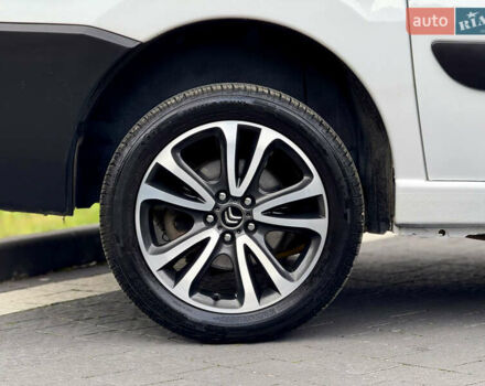 Білий Сітроен Jumpy, об'ємом двигуна 1.6 л та пробігом 300 тис. км за 8300 $, фото 12 на Automoto.ua