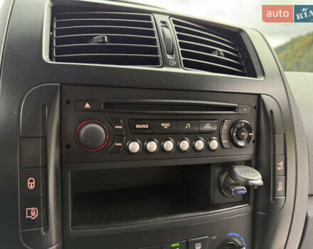 Білий Сітроен Jumpy, об'ємом двигуна 1.6 л та пробігом 300 тис. км за 8300 $, фото 55 на Automoto.ua