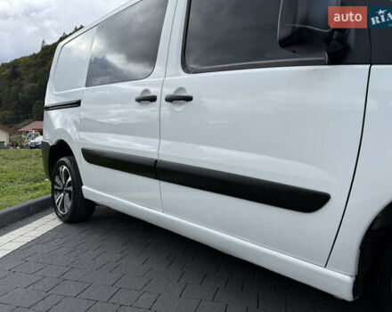 Білий Сітроен Jumpy, об'ємом двигуна 1.6 л та пробігом 300 тис. км за 8300 $, фото 30 на Automoto.ua