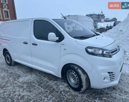 Білий Сітроен Jumpy, об'ємом двигуна 2 л та пробігом 300 тис. км за 12777 $, фото 1 на Automoto.ua