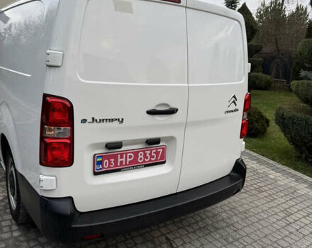 Белый Ситроен Jumpy, объемом двигателя 0 л и пробегом 61 тыс. км за 18400 $, фото 11 на Automoto.ua
