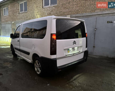 Белый Ситроен Jumpy, объемом двигателя 2 л и пробегом 310 тыс. км за 6000 $, фото 1 на Automoto.ua