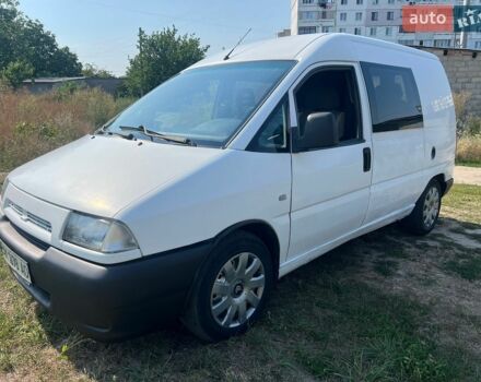 Білий Сітроен Jumpy, об'ємом двигуна 2 л та пробігом 300 тис. км за 2000 $, фото 1 на Automoto.ua